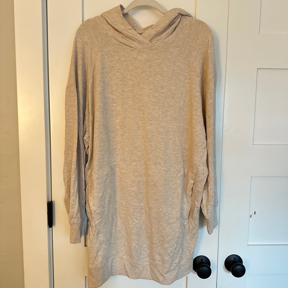 Lululemon Taupe Pullover